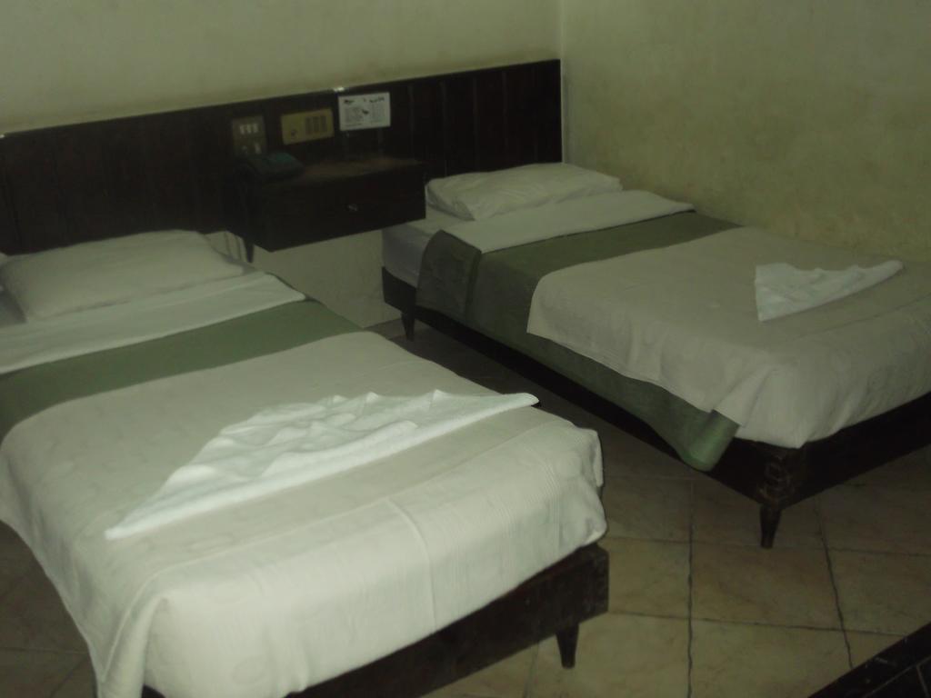 Sunset Hotel Luxor Room photo